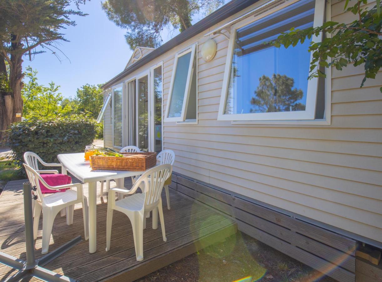 Camping Taxo Les Pins أرجيليه- سور- مير المظهر الخارجي الصورة