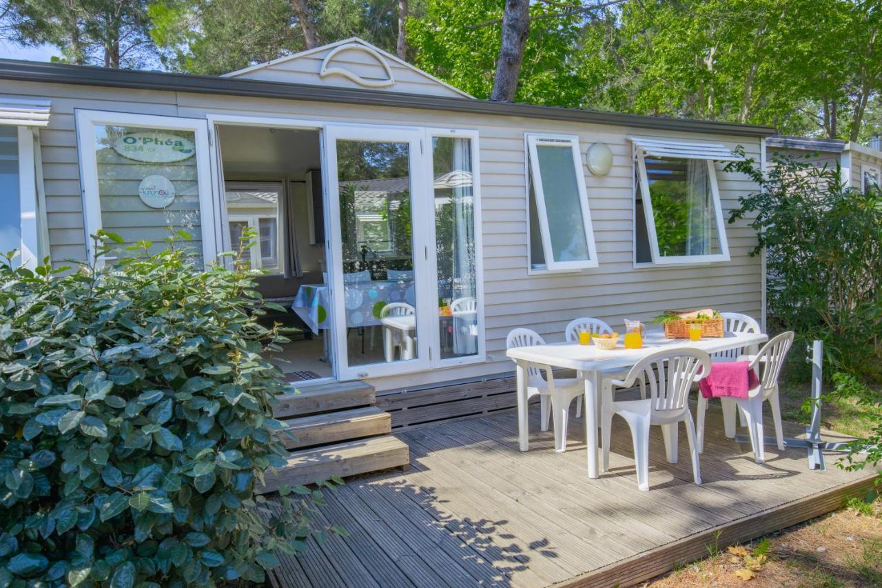 Camping Taxo Les Pins أرجيليه- سور- مير المظهر الخارجي الصورة