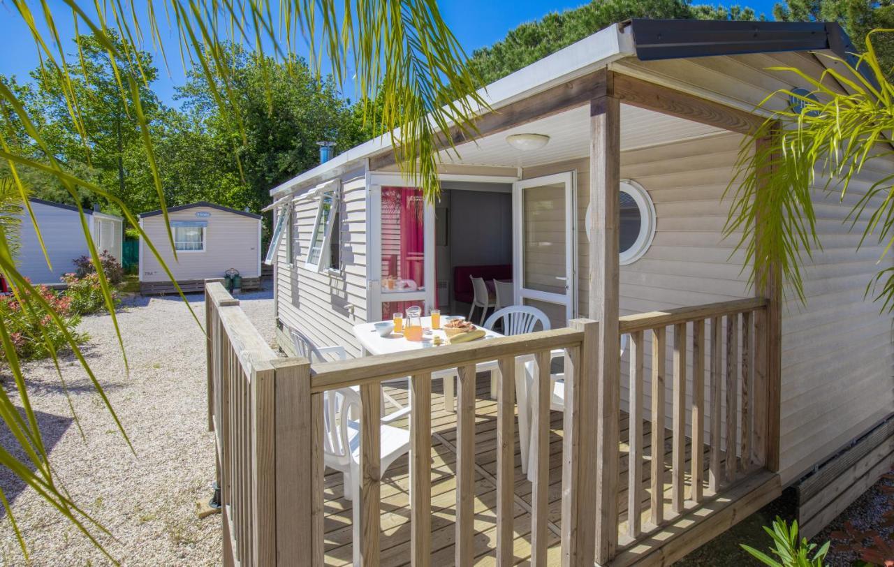 Camping Taxo Les Pins أرجيليه- سور- مير المظهر الخارجي الصورة