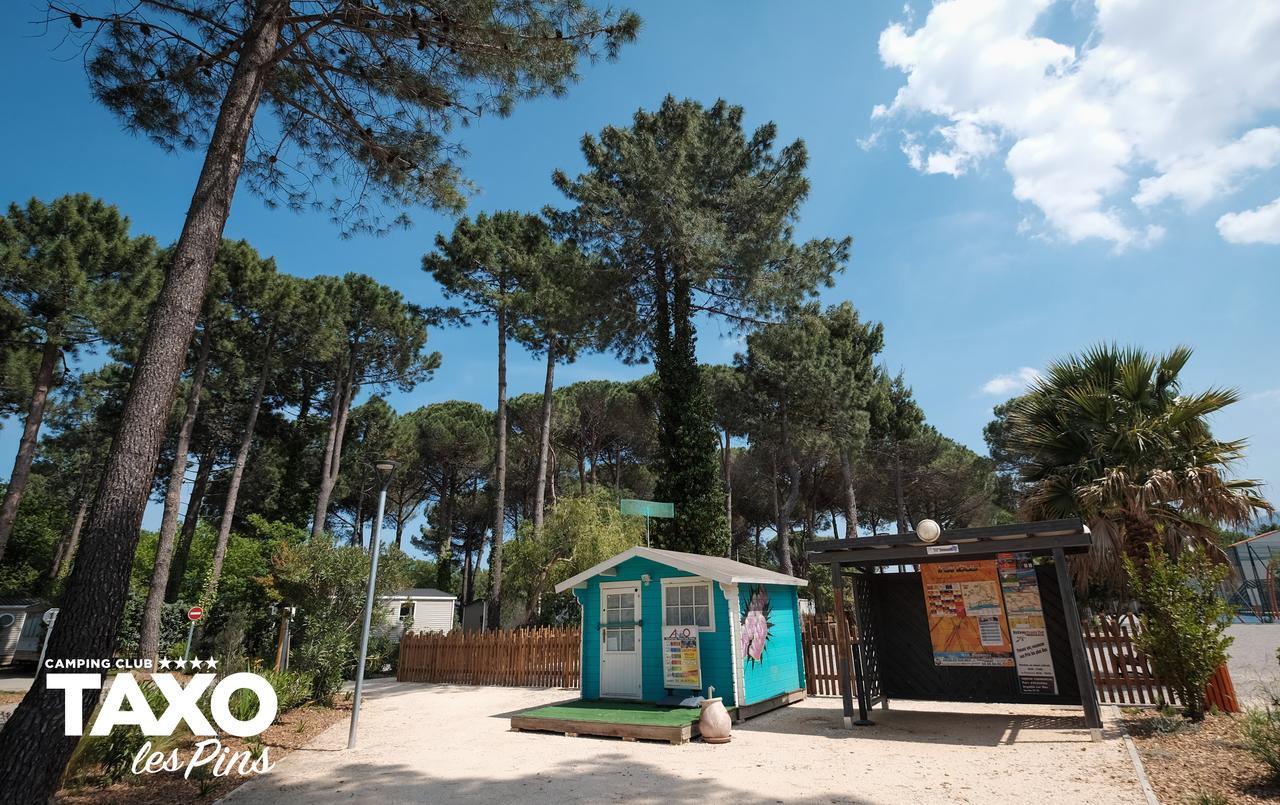 Camping Taxo Les Pins أرجيليه- سور- مير المظهر الخارجي الصورة